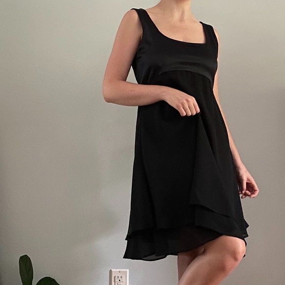 VINTAGE BLACK DRESS - Picture 1 of 7